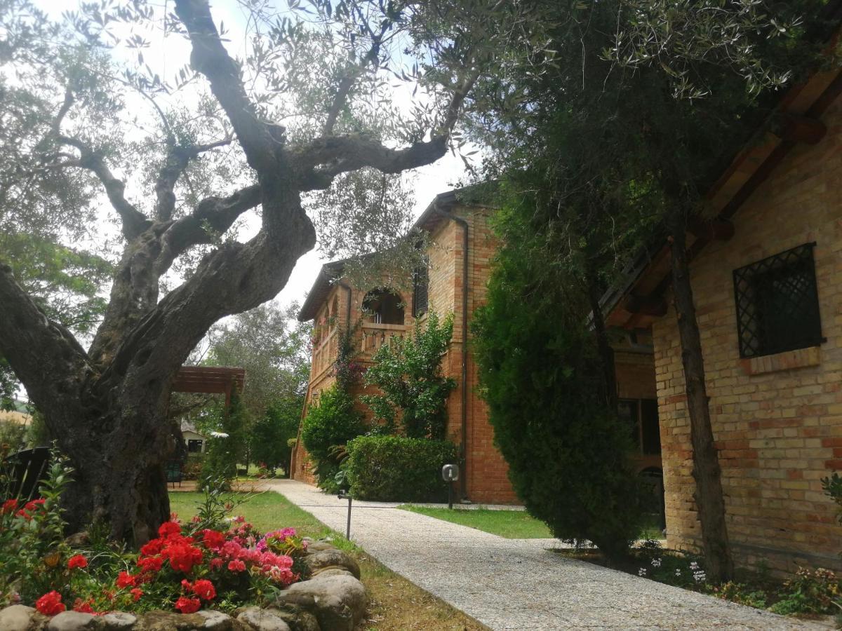 Agriturismo Terralieta Roseto Degli Abruzzi Eksteriør billede